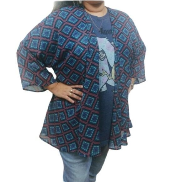 LuLaRoe Sweaters - LuLaRoe Sheer Geometric Open Kimono L